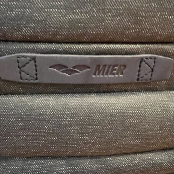 Mier Charging Laptop/Briefcase NEW - Picture 2 of 10